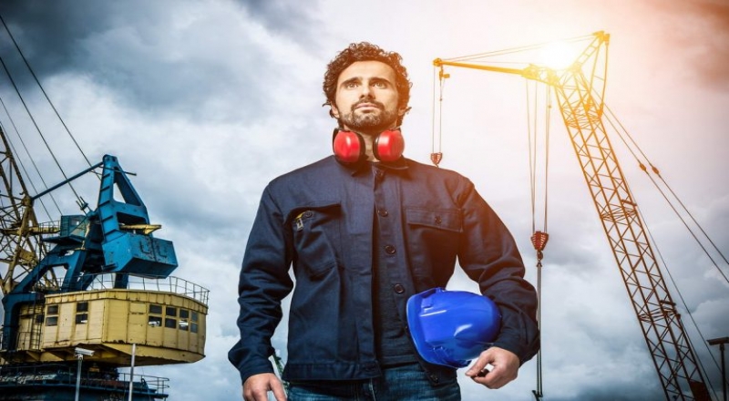 從市場需求看，棚原材料消耗管價格將進入峰值弧頂區(qū)